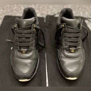 Sz 38 1/2 (8.5) previously loved CHANEL sneakers w/ gold hardware & 2 dust bags.